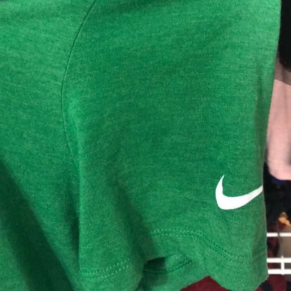 The Nike tee jets small women’s - Picture 4 of 7